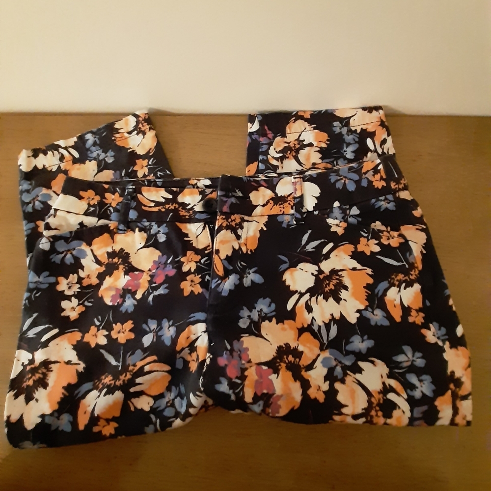 Floral Capris